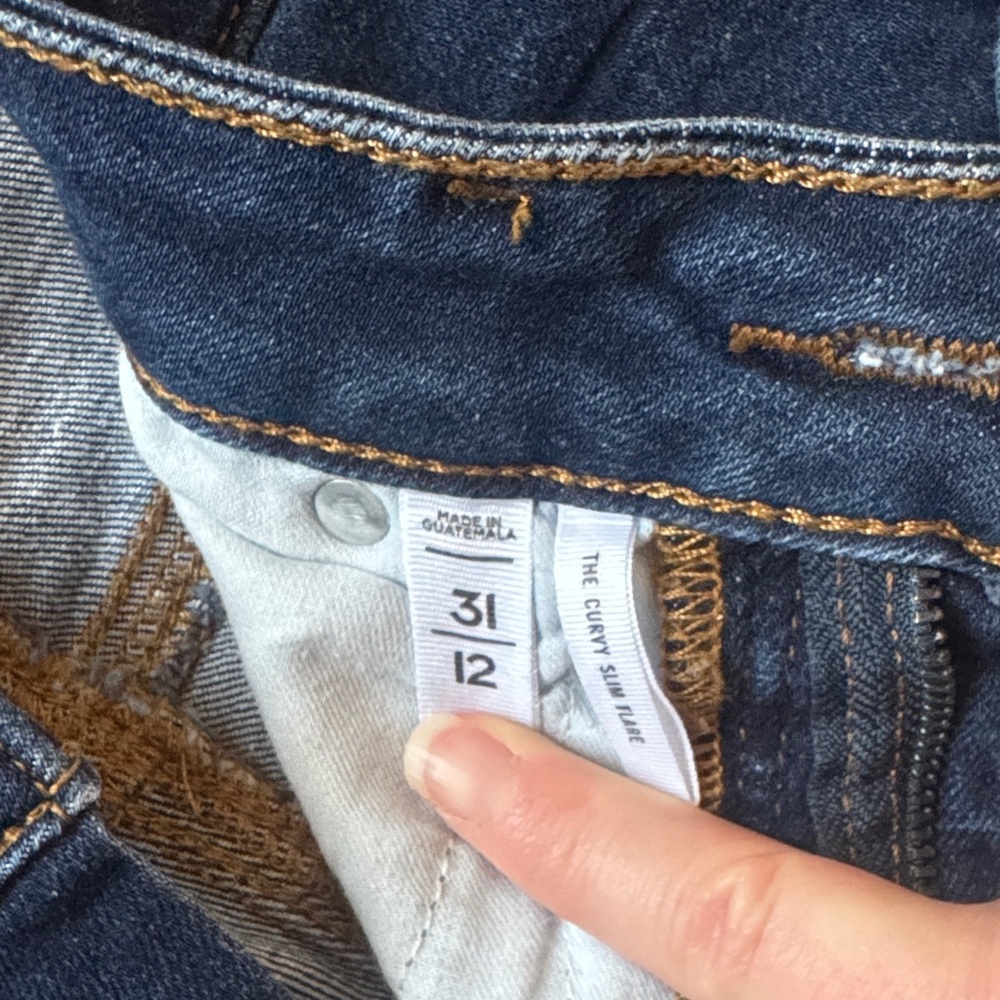 Women's Loft Curvy Slim Flare Jeans - Picture 3 of 4